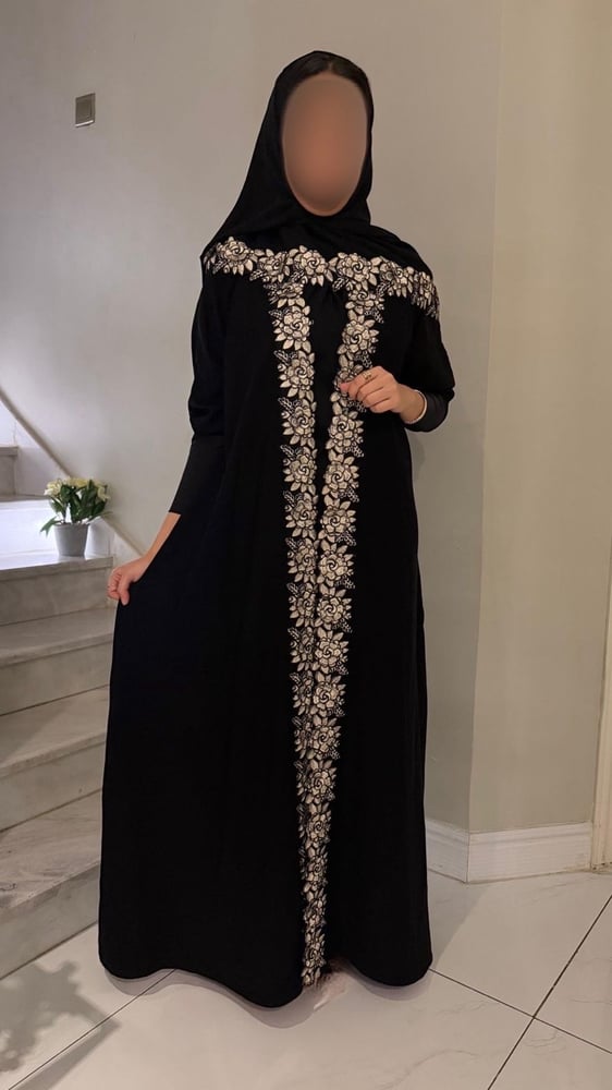 عباية F