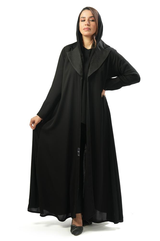 Luxurious abaya with an elegant jacquard touch