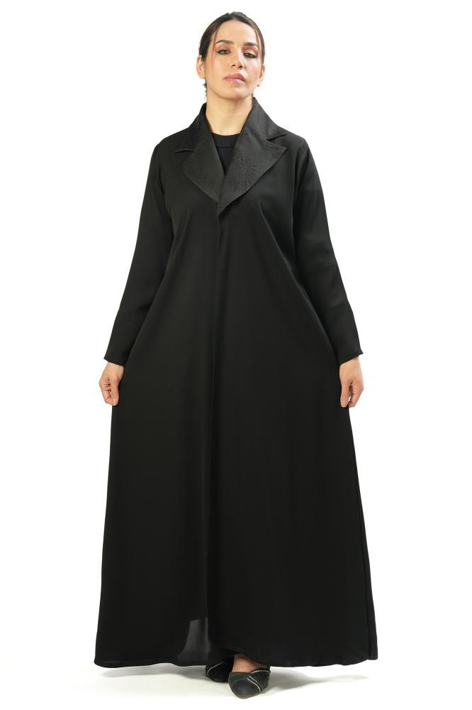 Luxurious abaya with an elegant jacquard touch