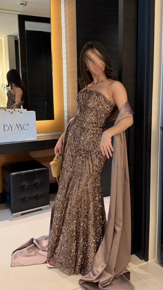 Chocolate dress