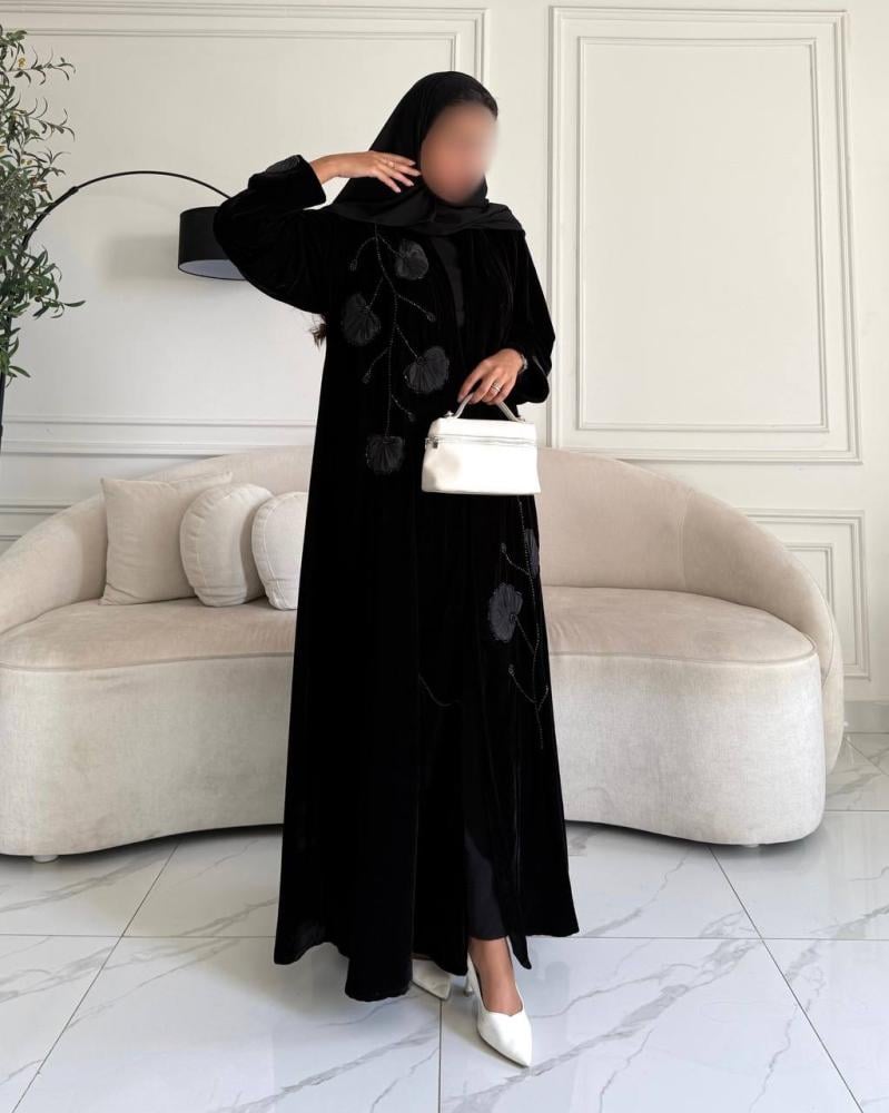 عباية مخمل نص كلوش شك يدوي بالخرز اورجنزا