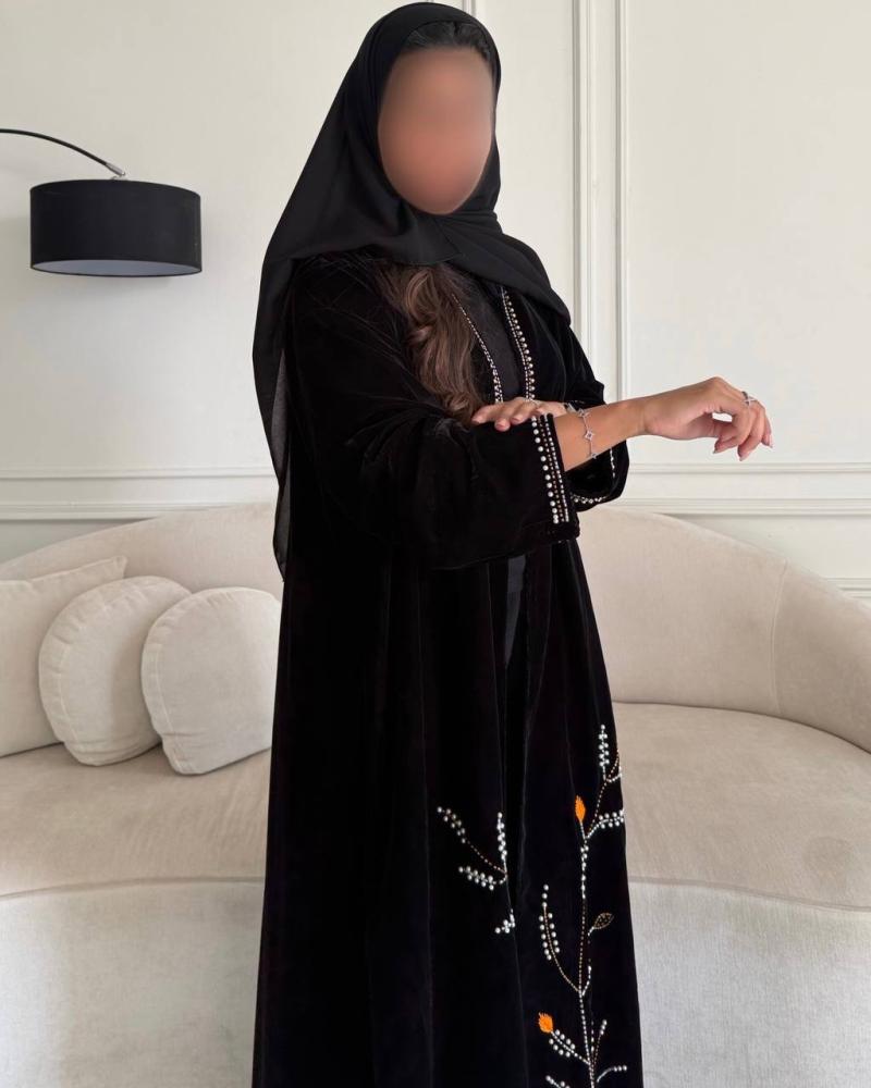 مخمل نص كلوش شك يدوي خرز ولؤلؤ