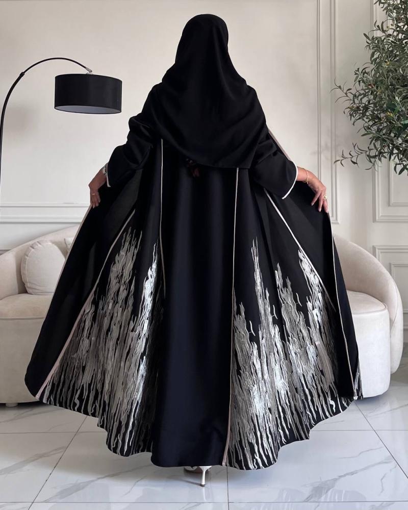 عباية كريب واقف تطريز جوانب بيج
