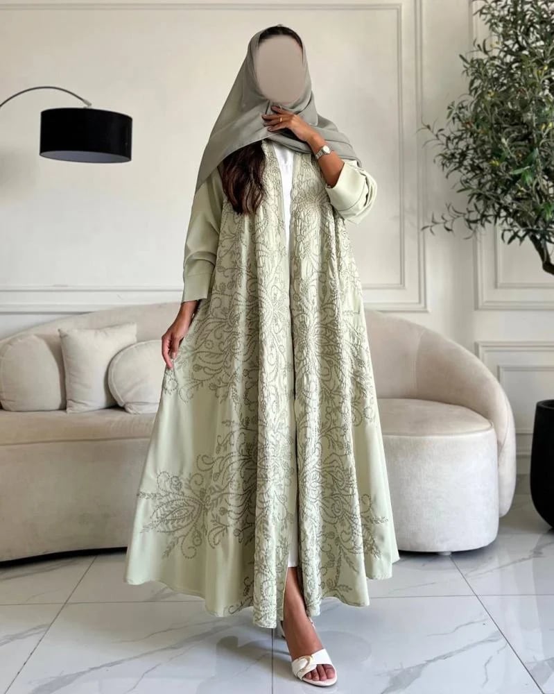 عباية كلوش بلاك بيري فزدقي بتطريز كمبيوتر فاخر