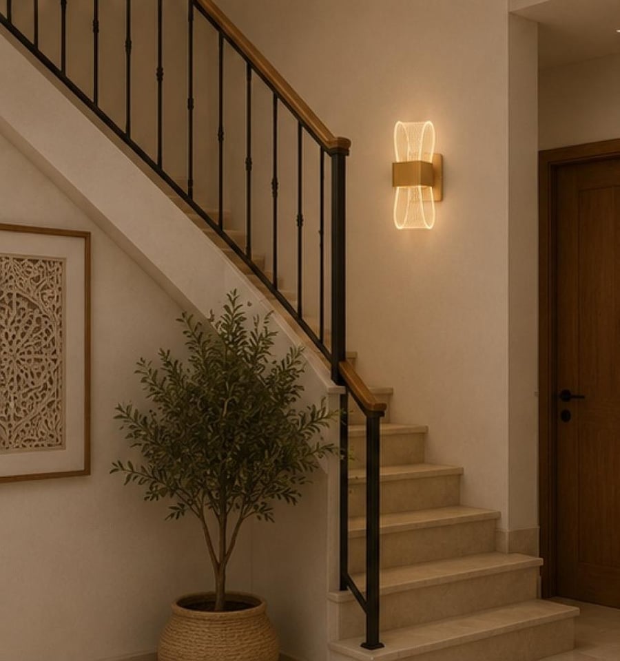 أبليك جداري مودرن بإضاءة LED – بتصميم هندسي فاخر