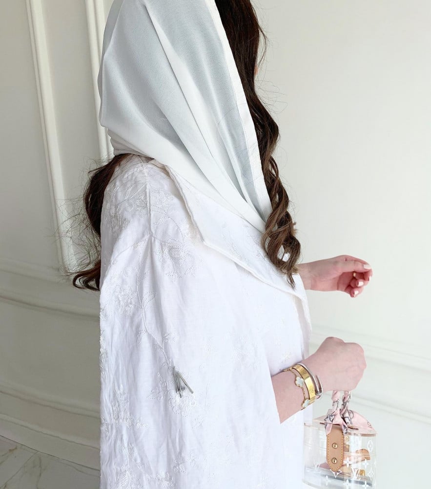 WHITE COLLECTION #219