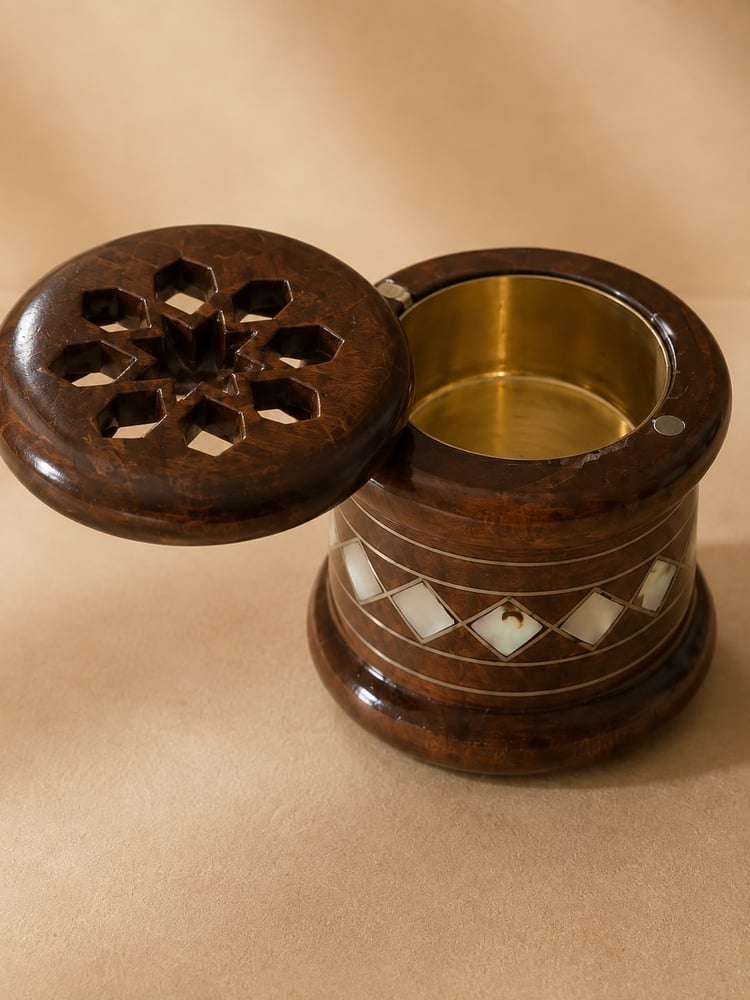 مبخرة طِراز نجد