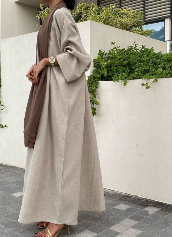 عباية أنيقة كاجوال بتصميم بسيط