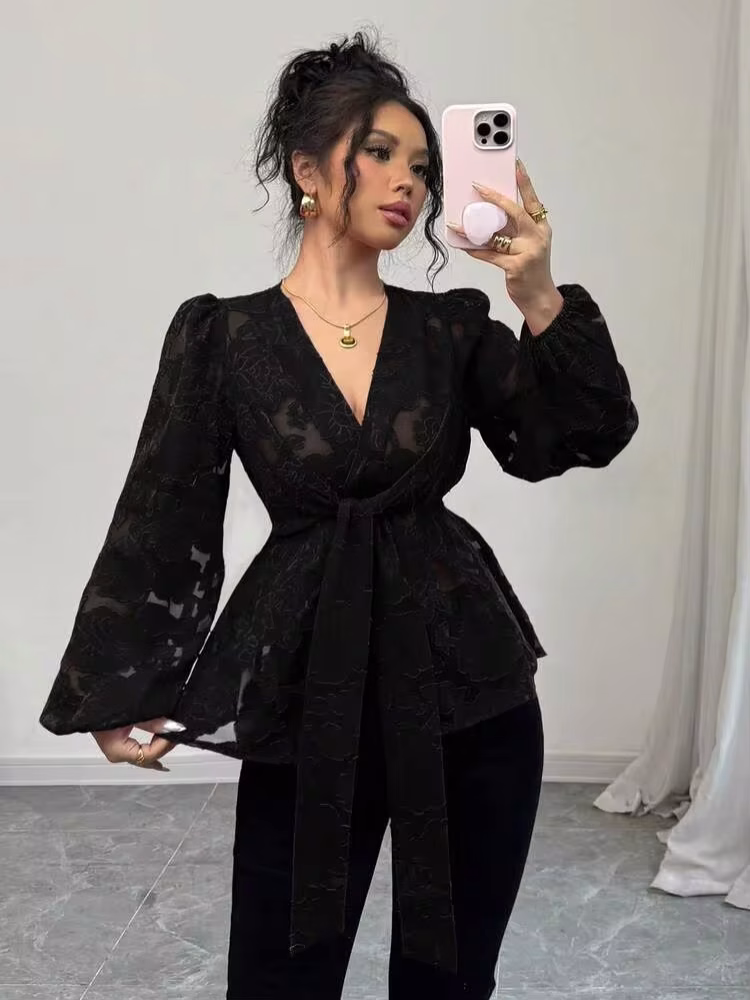 بلوزة شيفون سواريه