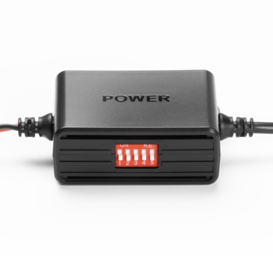 Xiaomi - Type C cable connected to the dash cam through OBD