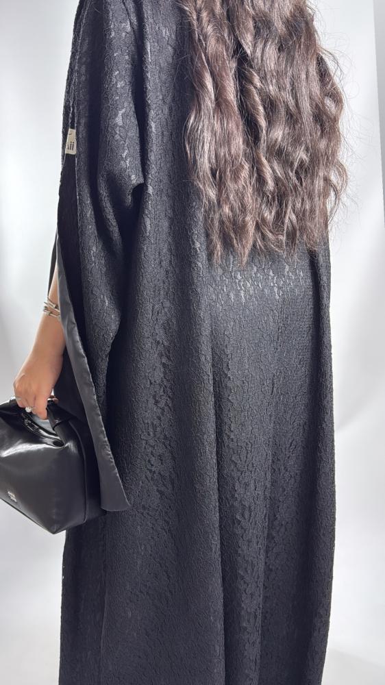 Lace abaya with half circle