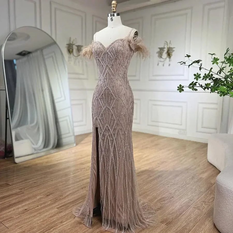 Luxury evening dress suitable for parties | ST5-4615 | dresses