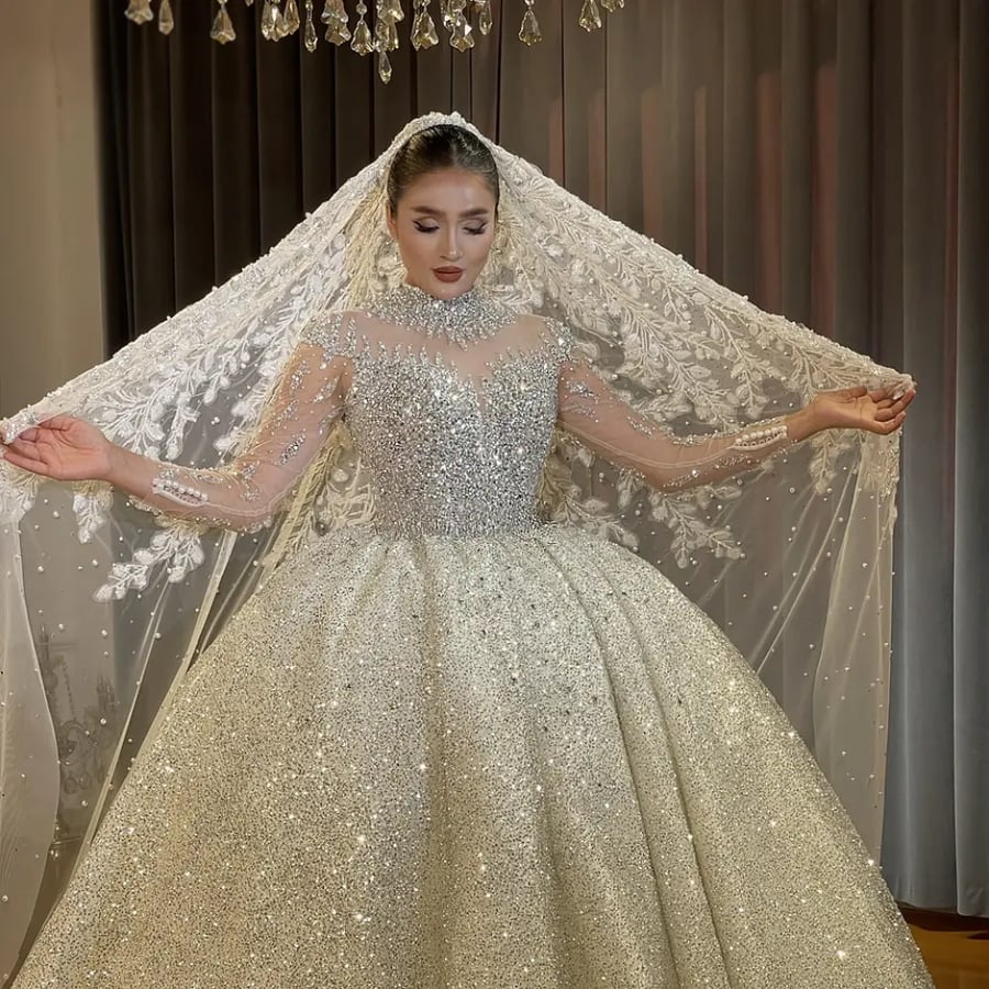 فستان زفاف ياقة عالية      | NS5000 |  فساتين زفاف فخمة