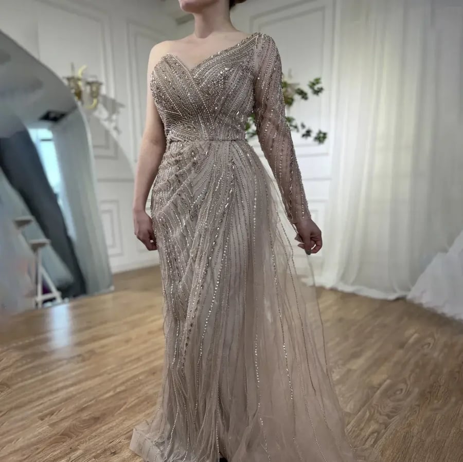 Evening dress modern new style | ST5-4467 | Dresses of the Emirates