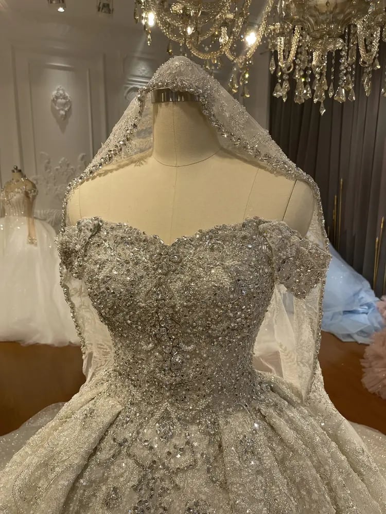 فستان زفاف فاخر توب للاستخدام | NS4999 | Wedding dresses 2027