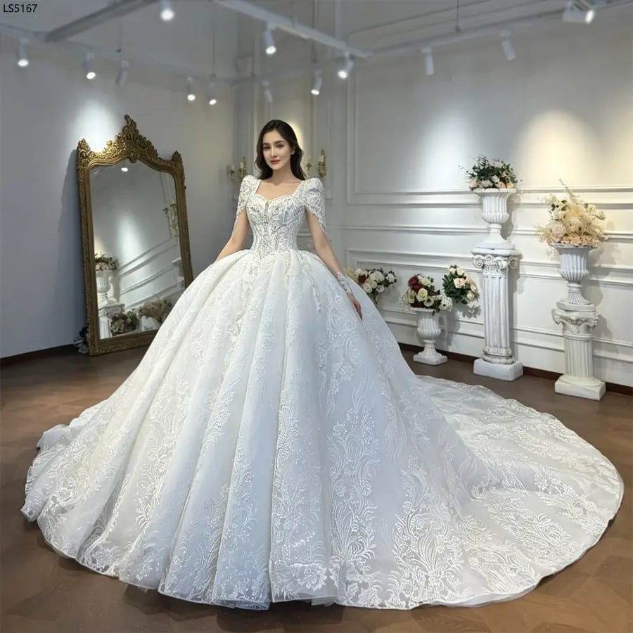 فستان زفاف أكمام طويلة بياقة قلب ناعمة   | NS5167 |  Wedding dresses 2027
