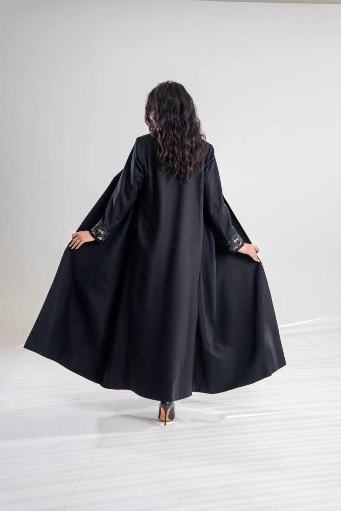 بليزر كريب أخضر وأسود ببطانة حرير
