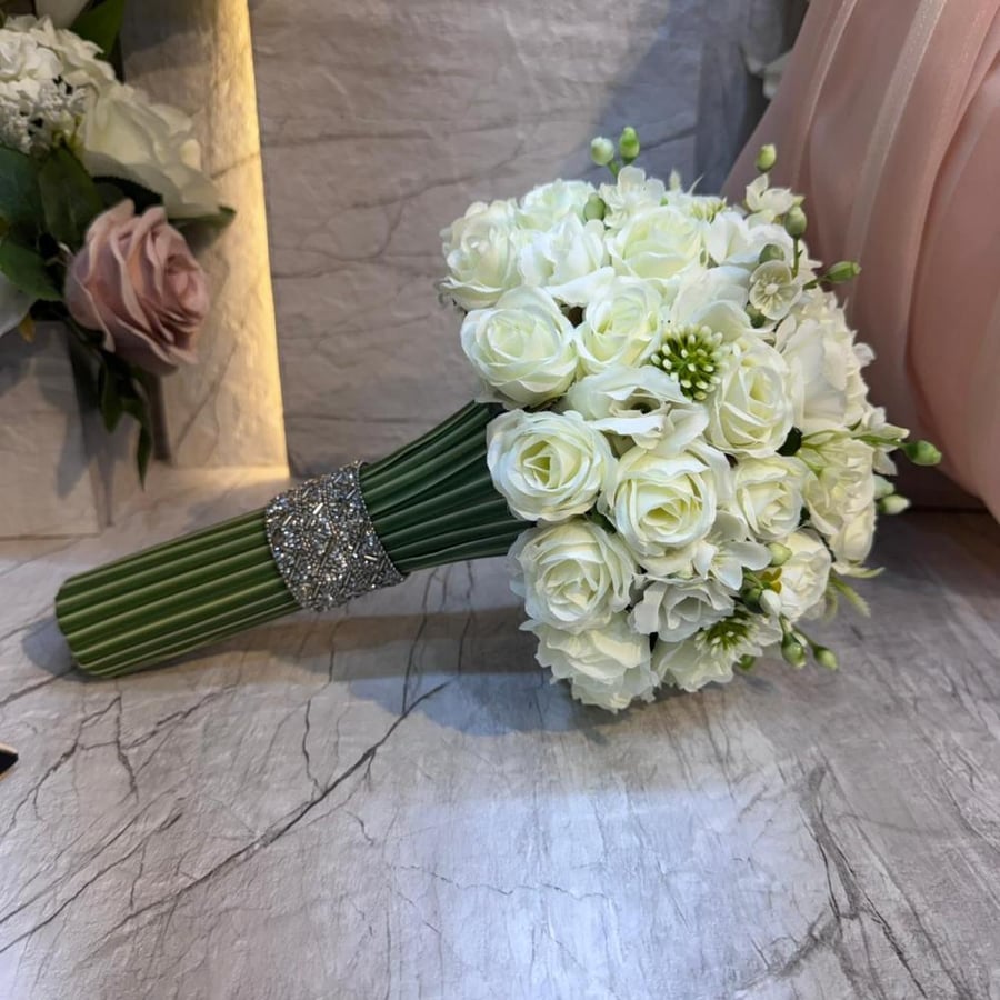مسكة عروس y108