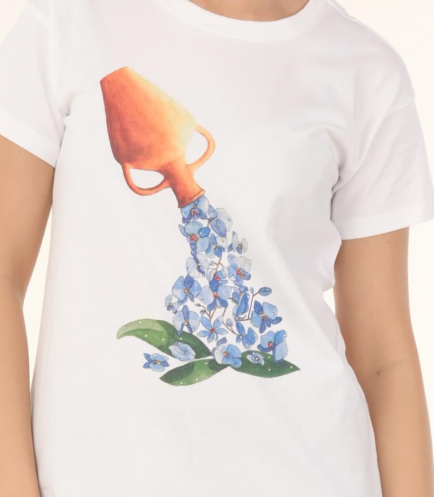 Women's Aquarius Zodiac T-shirt – 100% Cotton – Watercolor Print