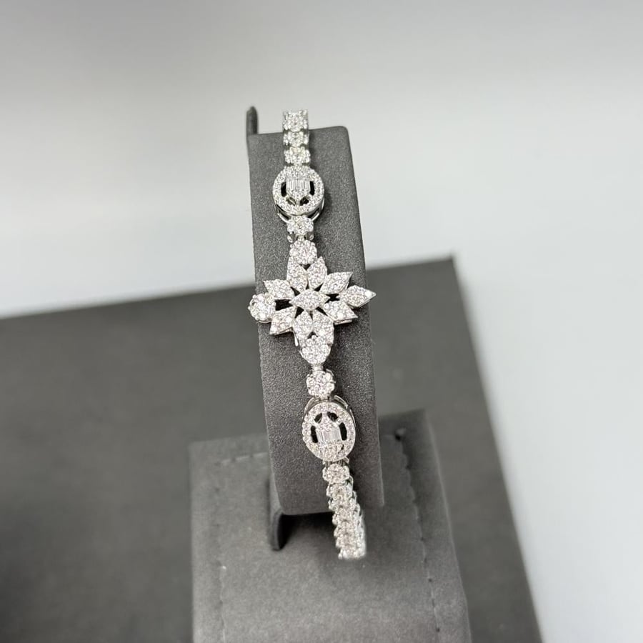 طقم تصميم ألماس