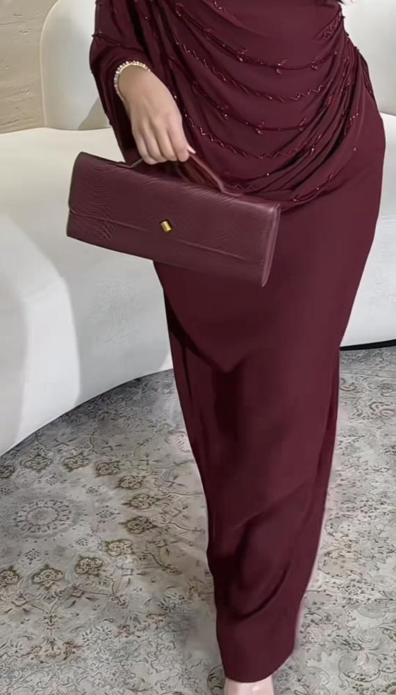 فستان سهرة فاخر لون عنابي رهيب