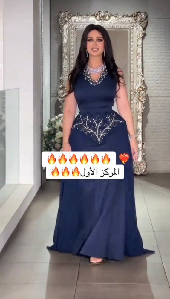 فستان كحلي انيق قماش كريب فاخر تطريز يدوي