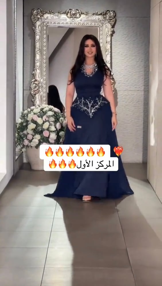 فستان كحلي انيق قماش كريب فاخر تطريز يدوي