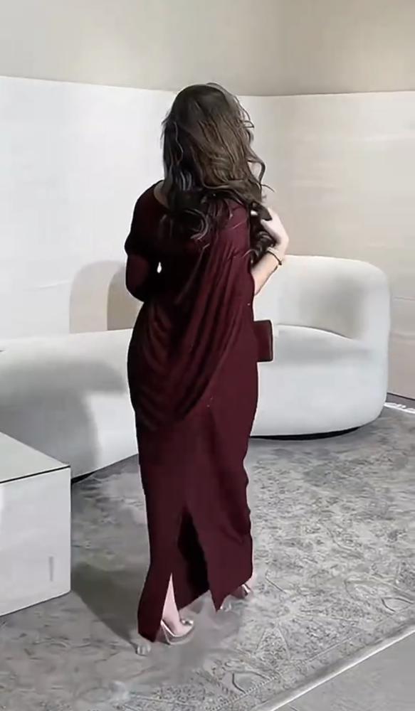 فستان سهرة فاخر لون عنابي رهيب