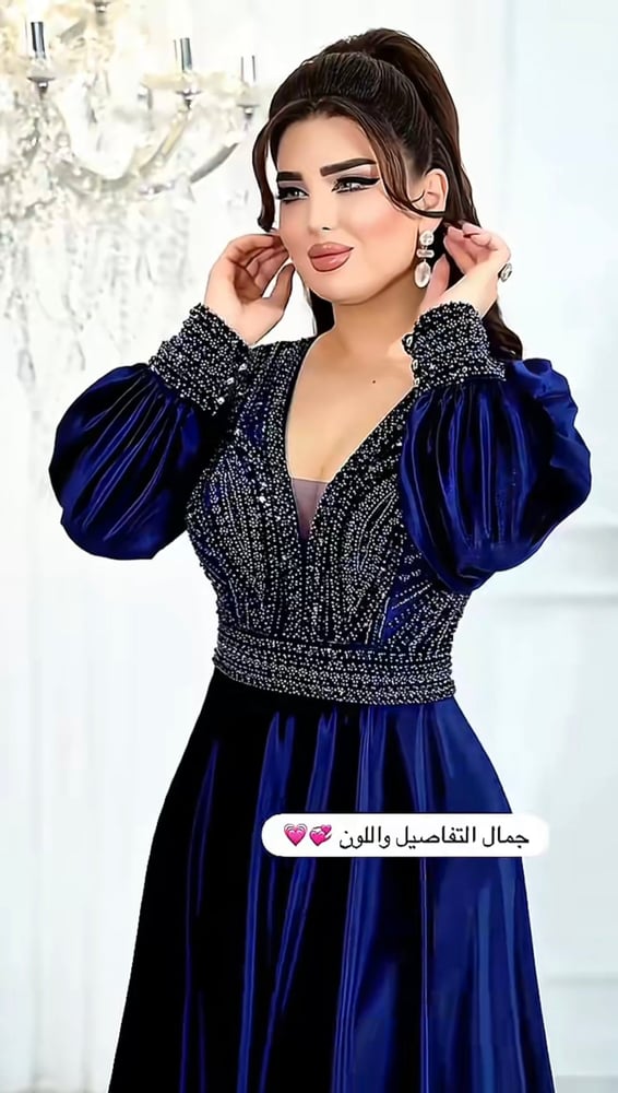 جديد فستان سهرة فاخر بلون ازرق كحلي ملكي انيق