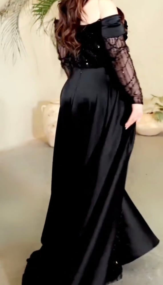 فستان سهرة اسود لمعه فاخر
