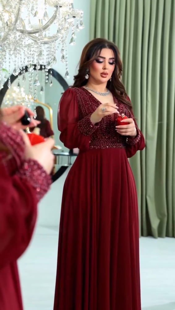 فستان سهرة فخامة بالون الأحمر العنابي