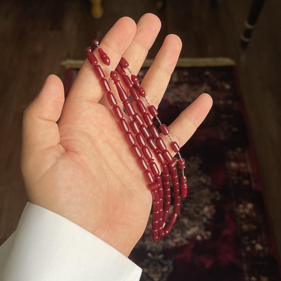 بكلايت قديم من مساطر شفافيه وإنعكاس
