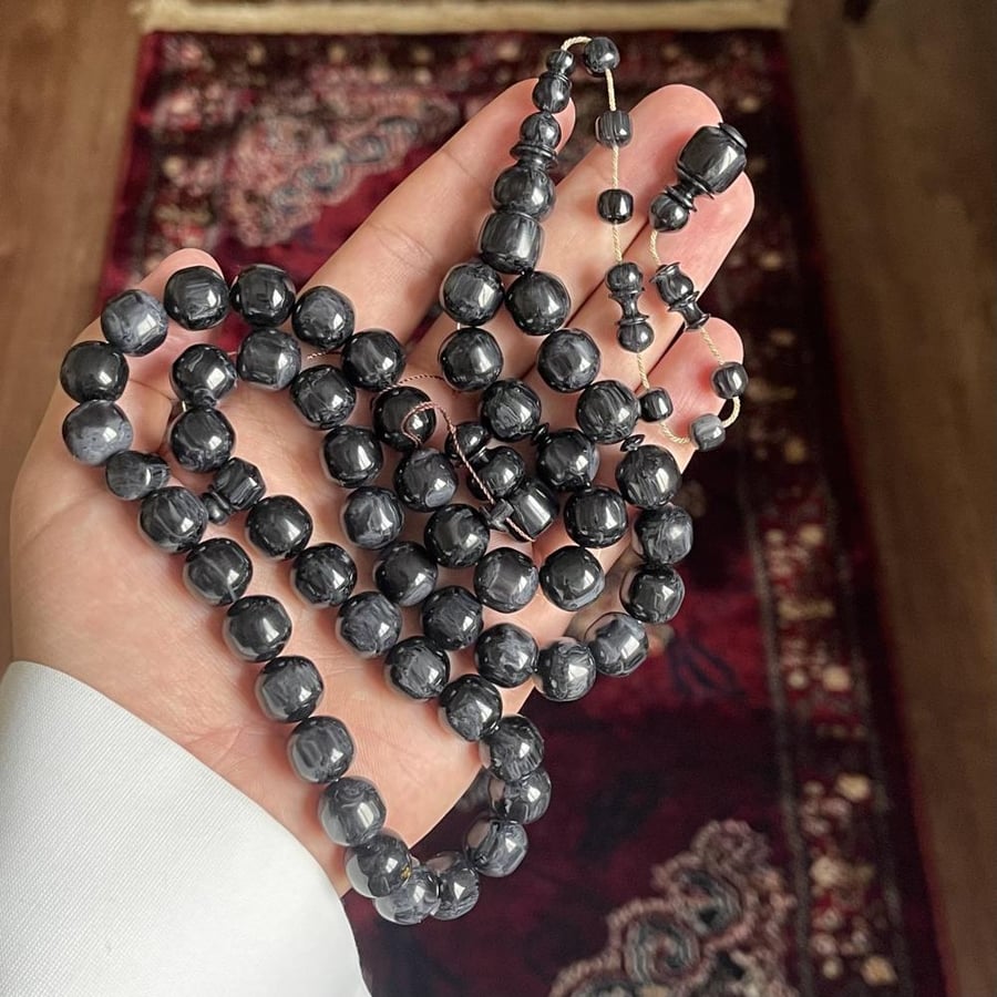 مسباح رمادي معرق