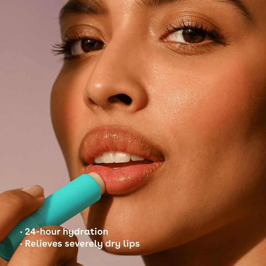 Yes, lip moisturizer this hero lip repairer, moisturizer for 24 hours for severely dry lips with natural strawberry extract, does not cause allergies, pack of two pieces