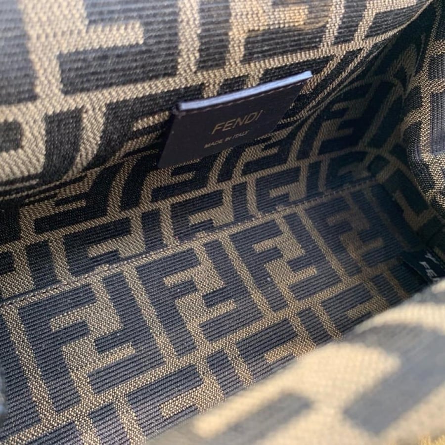 شنطة فندي