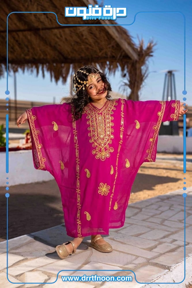 ثوب النشل النجدي بناتي ( فوشي)