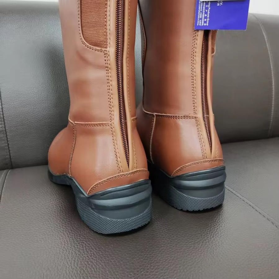 بوت حذاء طويل