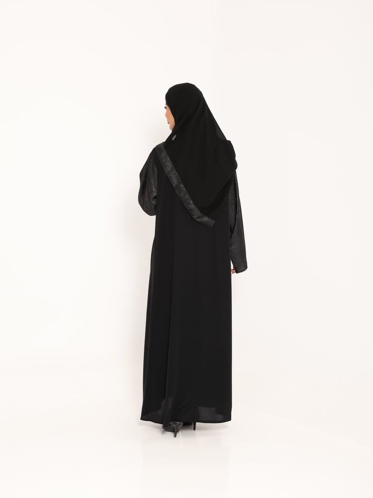 abaya-luxury-saudi-kinzy.jpg