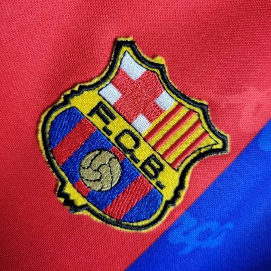 تيشرت برشلونة كلاسيك موسم 94