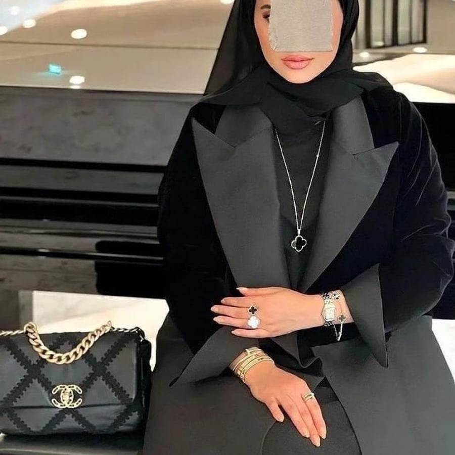 عباية مخمل A0243شتوية