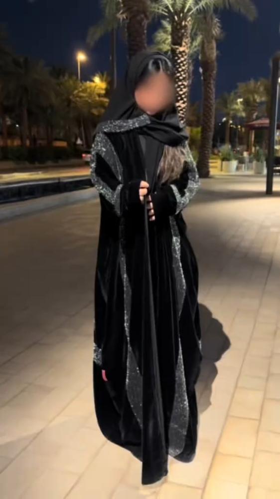 عباية مخمل A0228شتوية
