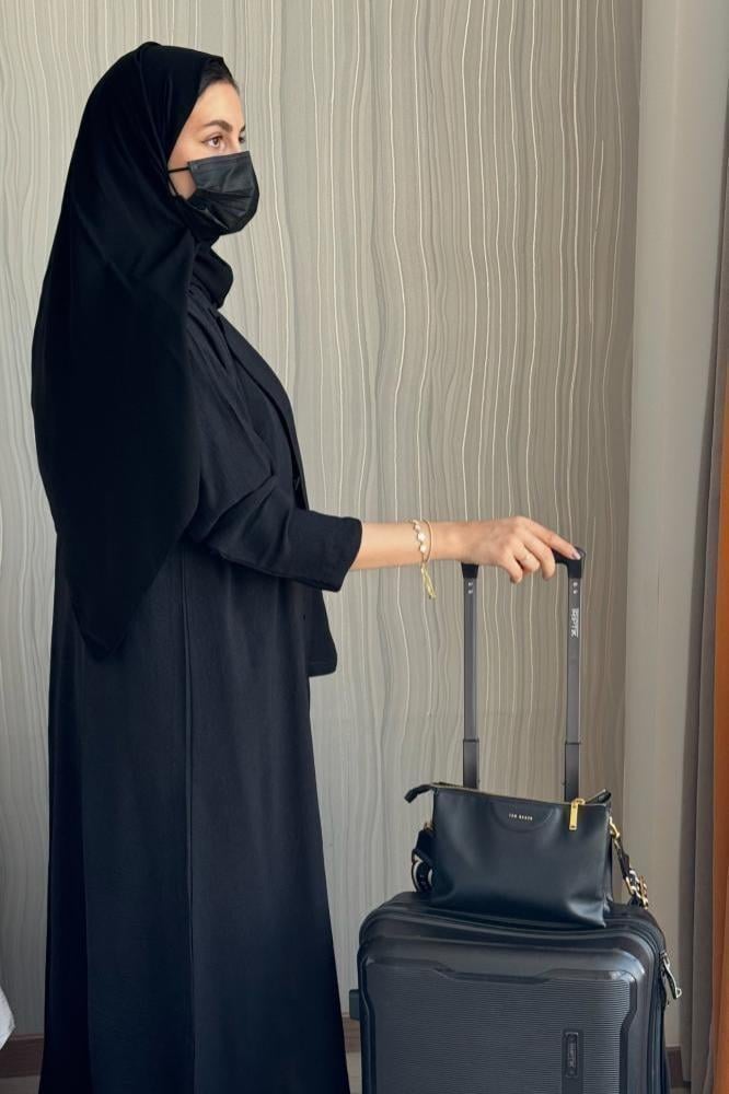 Travel abaya, black color