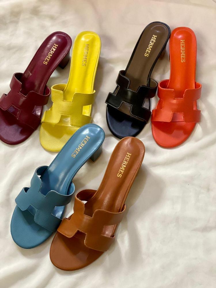 سليبرز HERMES بكعب
