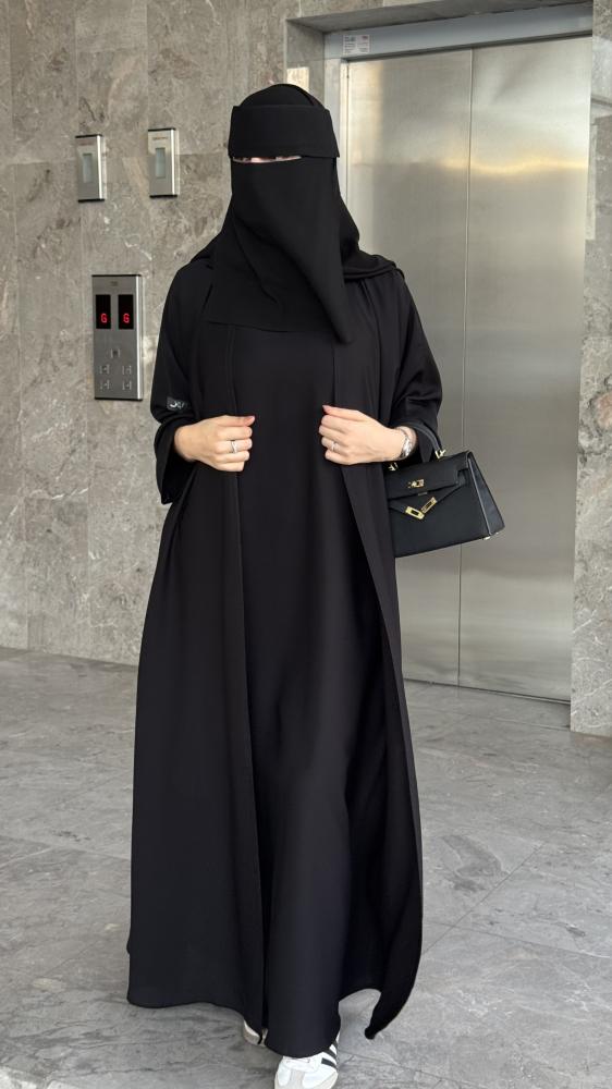 Travel Abaya number: 44