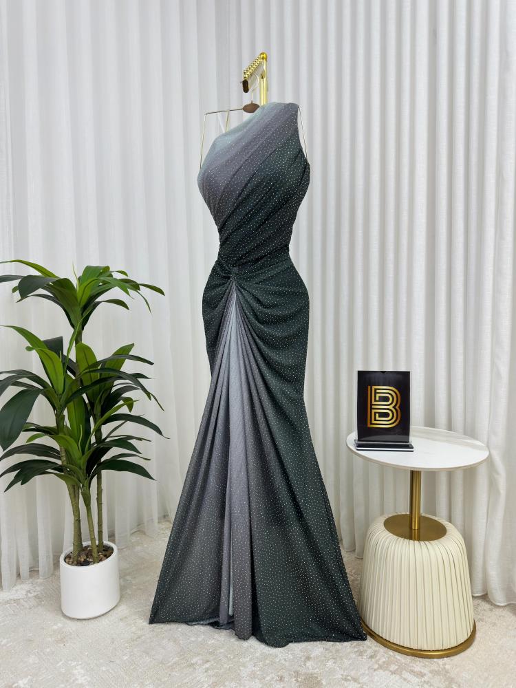 Evening dress shiny