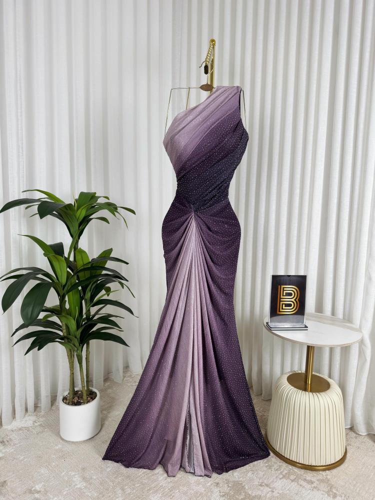 Evening dress shiny