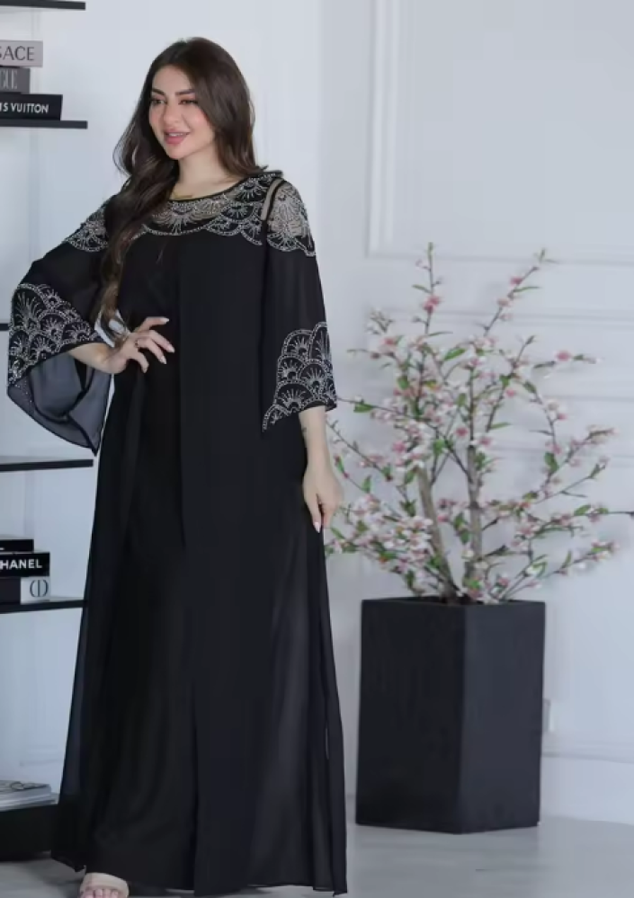 Women's thobe