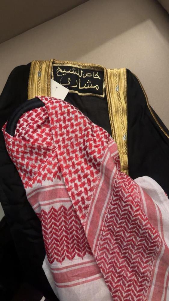 بشت أنيق حصري شكل جديد