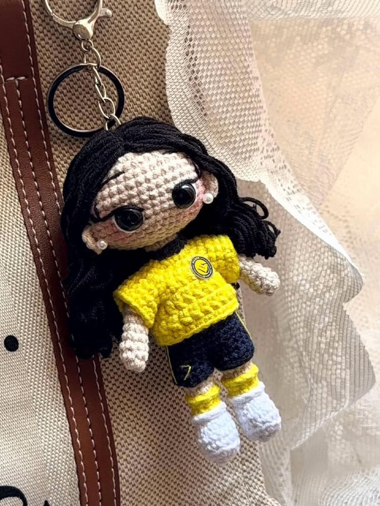 ميدالية دمية كروشيه النصر