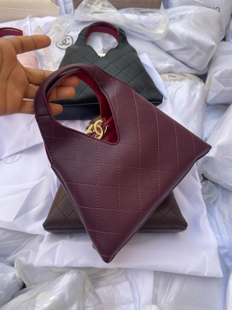Tote, Calfskin & gold-tone